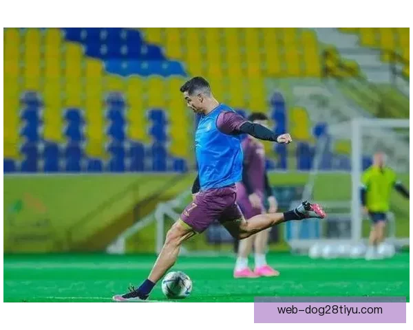 C罗已飞马德里治疗腿筋伤病