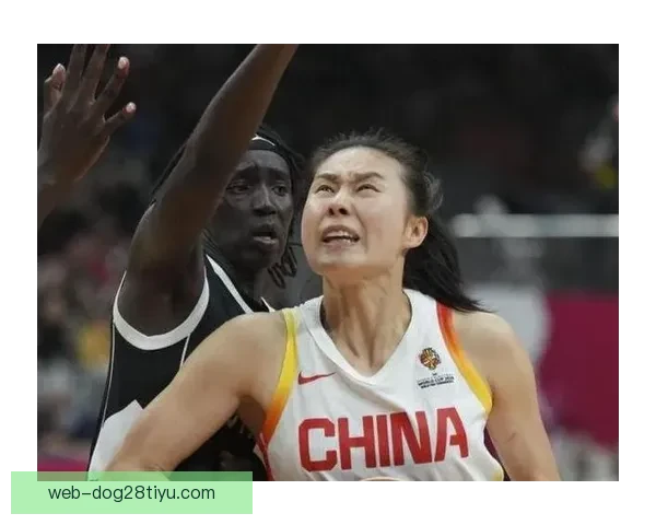 中国女篮三塔齐爆发剑指世界杯